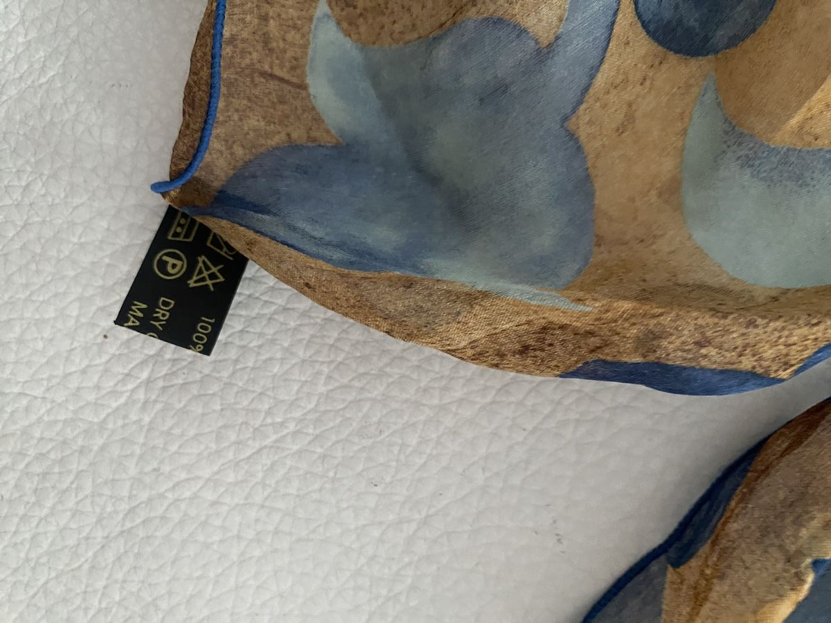 Foulard & Sciarpe: Seiden Foulard 🌸 – Usato da Opfikon venduto da Luis144 8