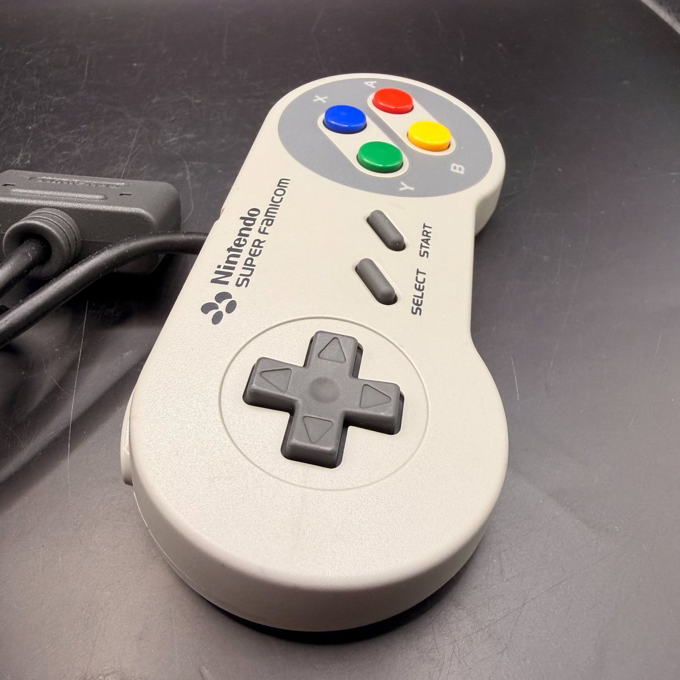 Nintendo Controller: Original SNES Controller – guter Zustand – Usato da Düdingen venduto da Nerdworld 3