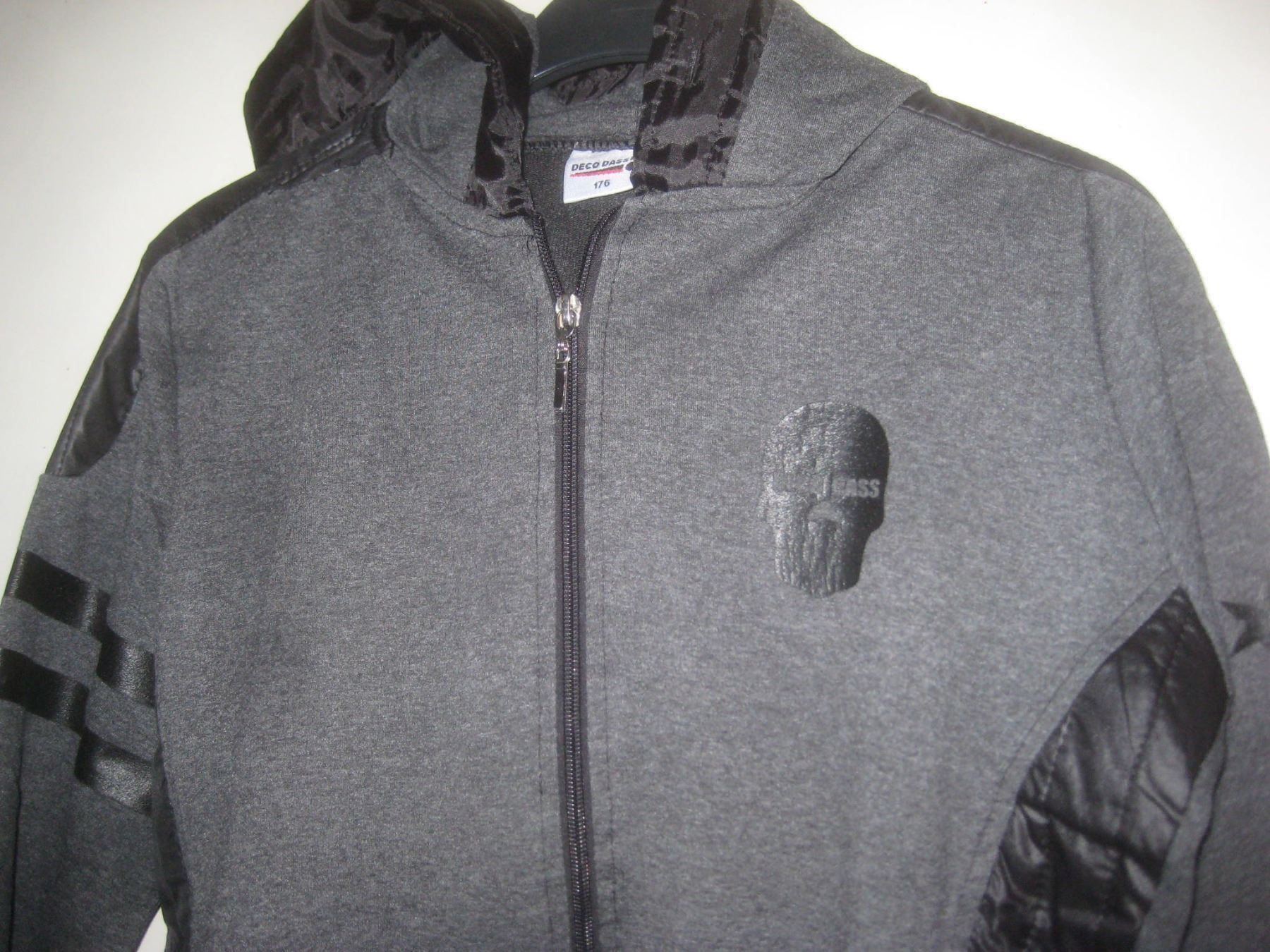 Completi: KNABEN  JACKE UND HOSE – Usato da Uster venduto da flocke1 3