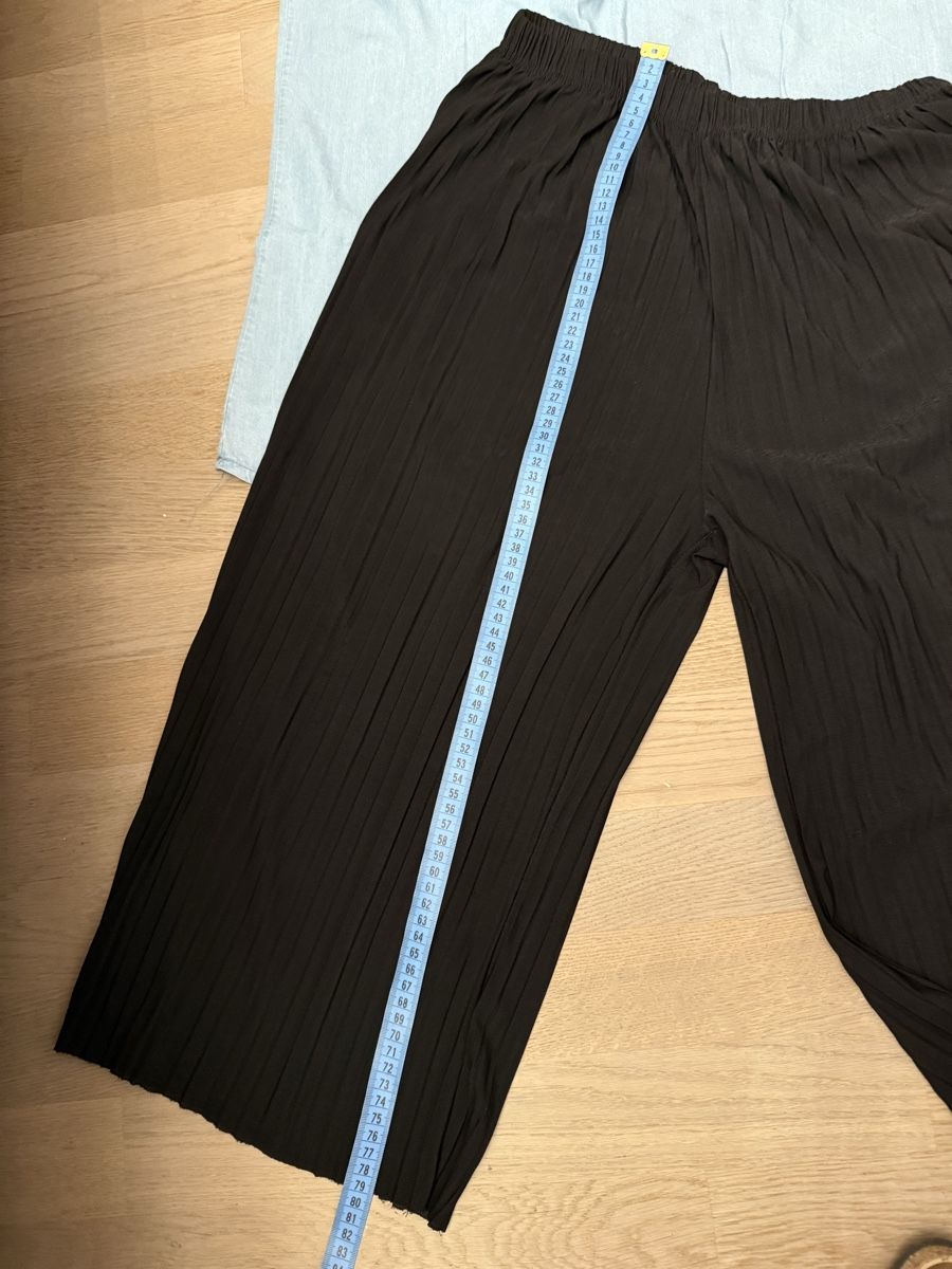 Lots de vêtements: Plisseehose und Top-Bluse Gr. M/L – D'occasion à Rubigen par Elmacino 3