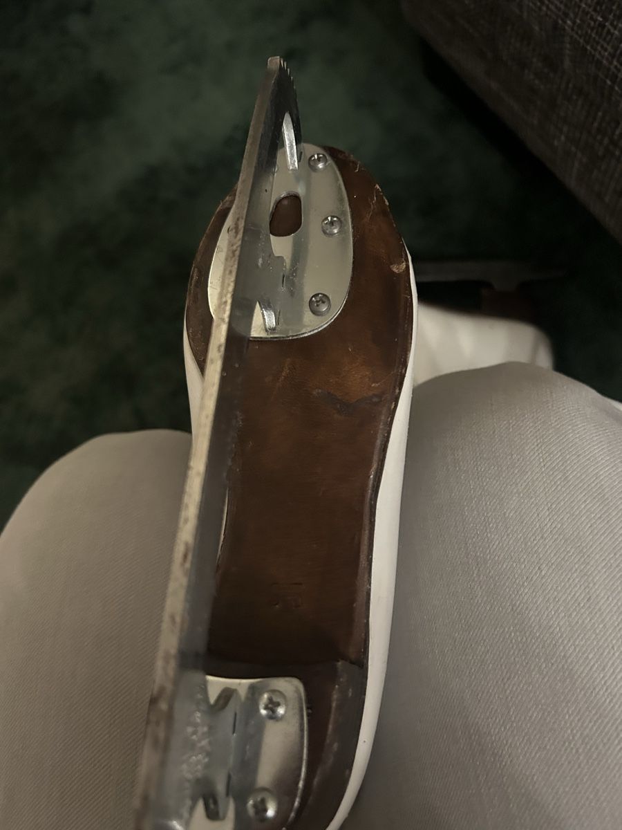 Hudora Pattini da ghiaccio: Hudora Schlittschuhe, Gr. 35 Wintersport – Usato da Hägendorf venduto da Miss_Kaktus 2