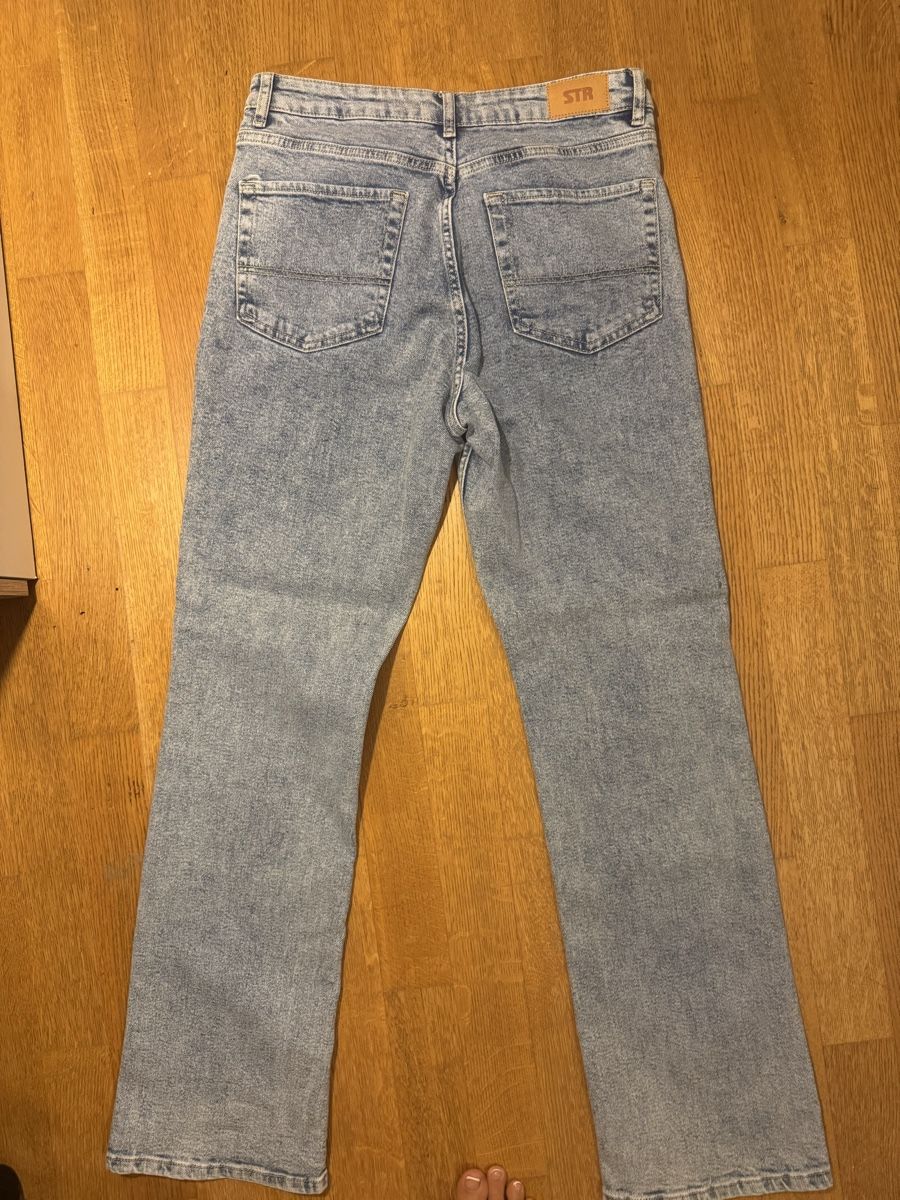 Stradivarius Jeans: Jeans stradivarius gr. 42 – Gebraucht aus Rikon im Tösstal von Helloylenia 1