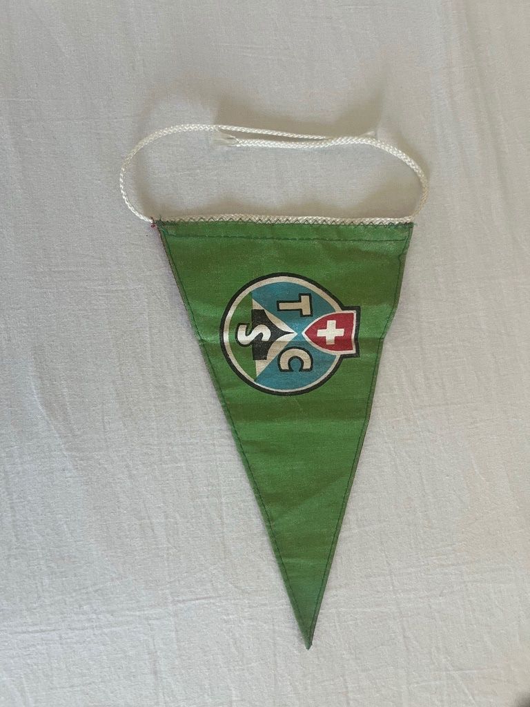 Drapeaux: WIMPEL MIT MOTIV  TCS - SCHWEIZERKREUZ – D'occasion à Steinach par Momoco