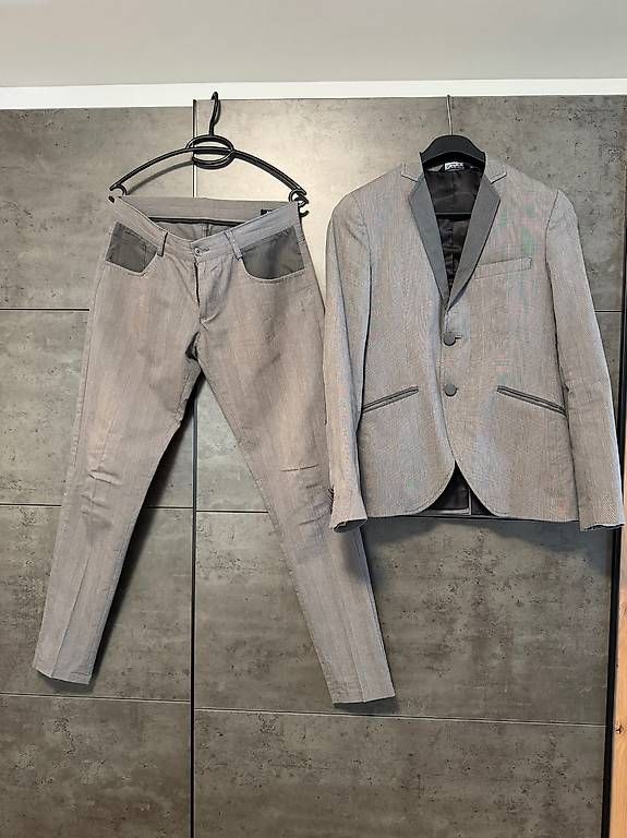 Completi & Tailleur: Blazer und Hose – Usato da Sennhof (Winterthur) venduto da pas_l8vn