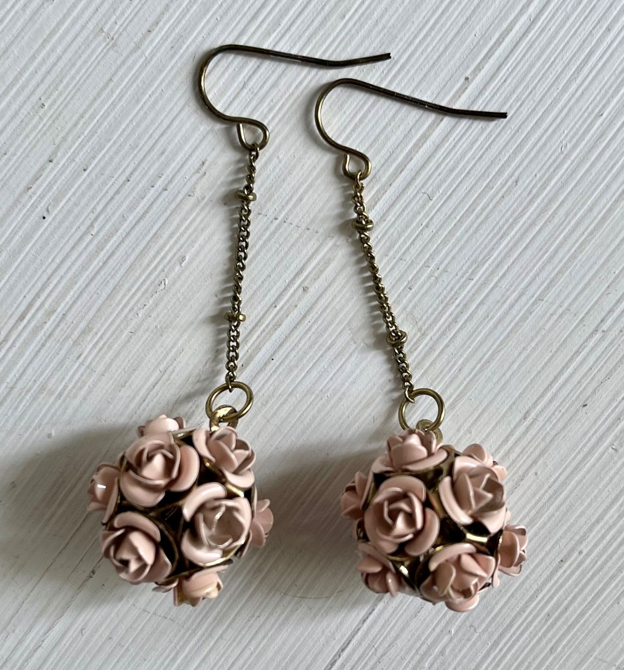 Orecchini pendenti & Orecchini a lobo: Orecchini rose shabby chic – Usato da Breganzona venduto da mas_tv72 1