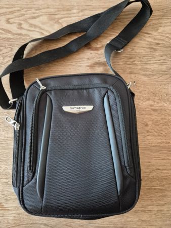 Samsonite XBR - Umhängetasche für Tablet 9.7 Zoll, 27 cm