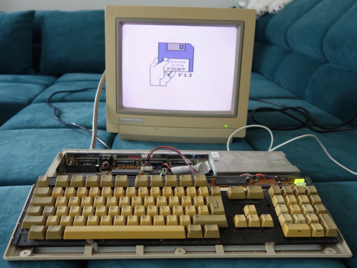 Commodore PCs: Commodore Amiga 500 – Gebraucht aus Bützberg von  9