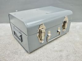 Metallkoffer mit Tragegriffen Koffer Metall Kiste grau