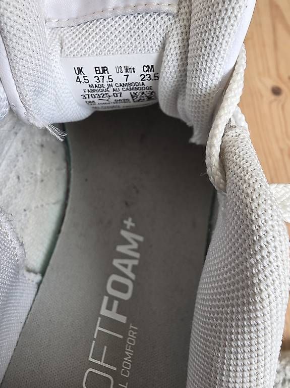 Scarpe da donna: Puma Carina Sneaker weiss Gr. 37.5 – Usato da Grosshöchstetten venduto da kids04 4