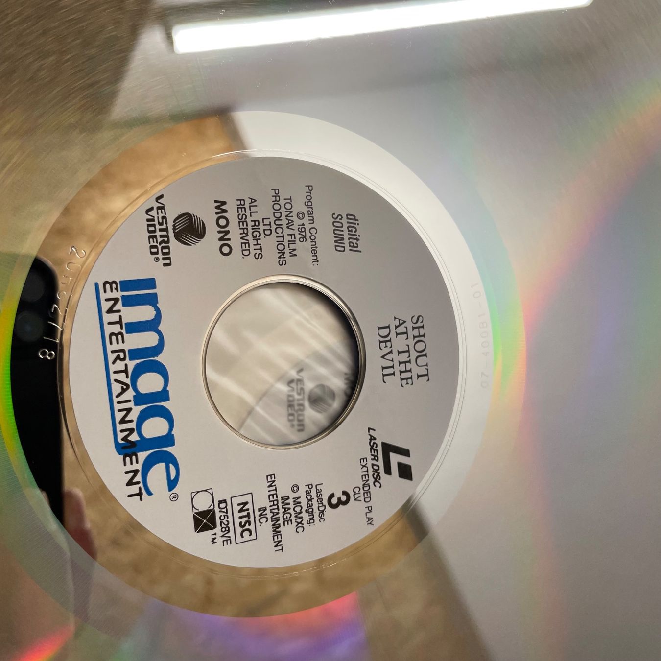 Alle DVDs: Shout At The Devil - RARE - LASER DISC - Englisch Orig. – Gebraucht aus Stans von Brode 3