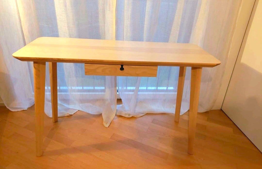 Ikea Scrivanie: Ikea wooden desk – Usato da Zumikon venduto da svanch