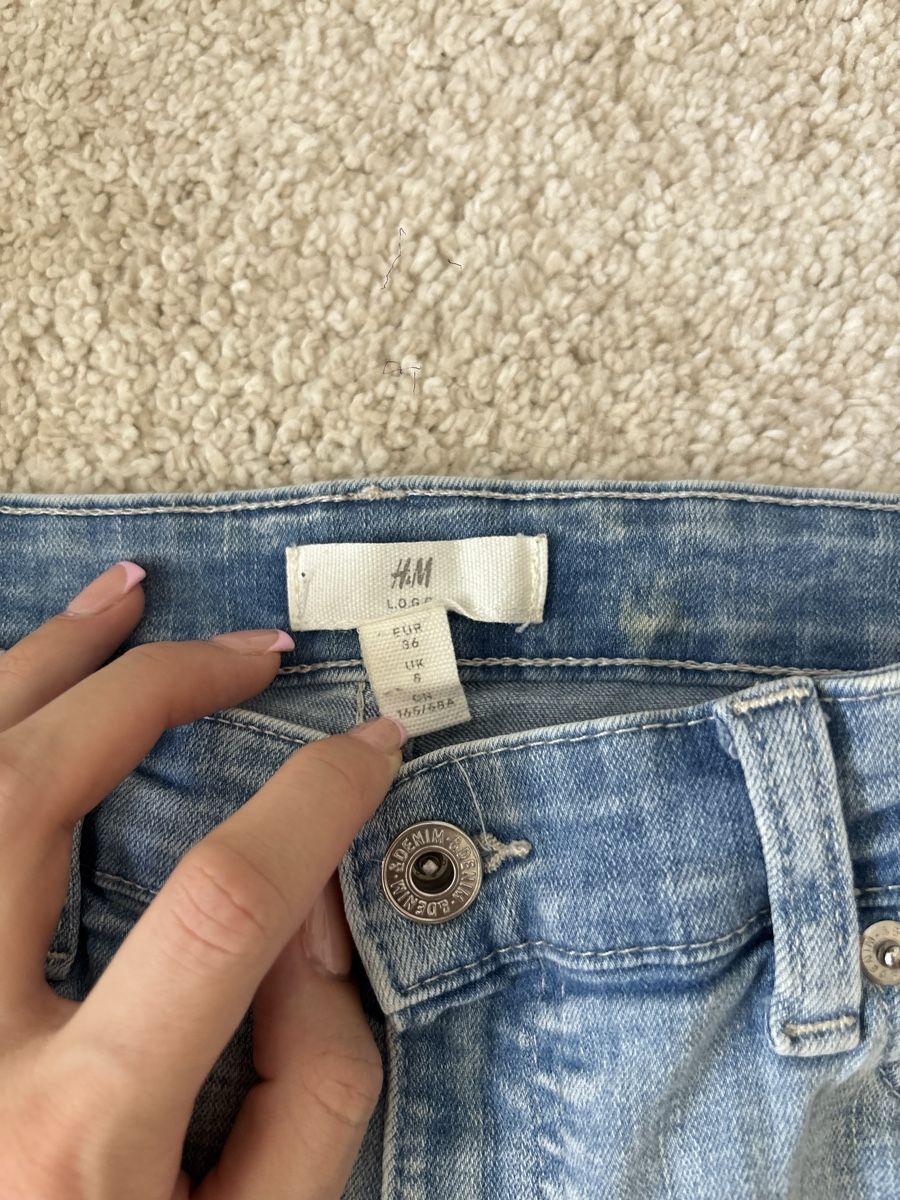 H&M Jeans: Jeans H&M Grösse 36 hellblau blau – Usato da Basel venduto da mic_5258 1