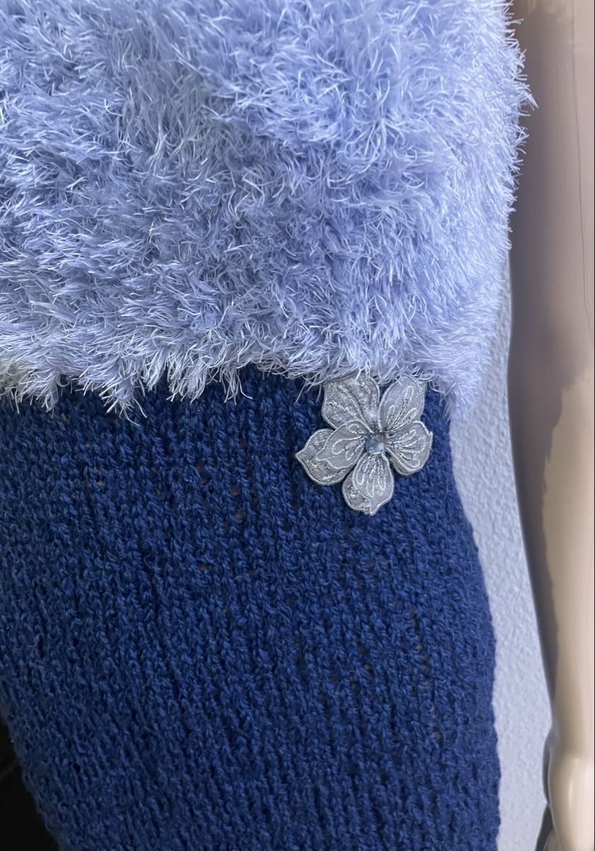 Kleider: Kleid  mit Flausch-Oberteil & Blümli, Gr. M,.Neu – Neu und originalverpackt aus Au ZH von Jaggy4 2