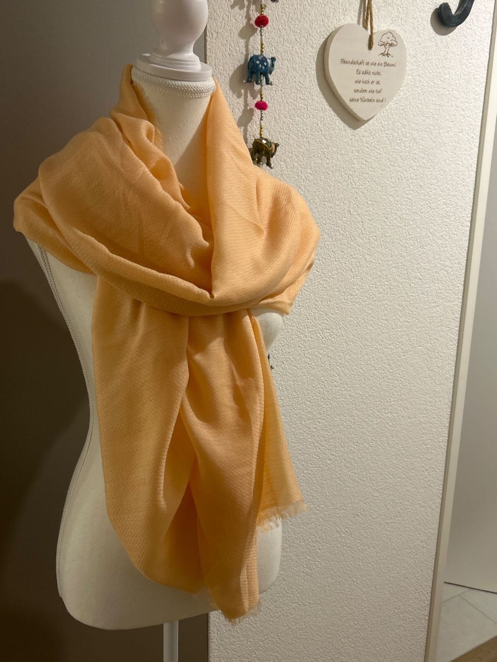 Mango Foulards, Tücher & Schals: Schal aprikose von MANGO – Gebraucht aus Brunnen von Nala2929