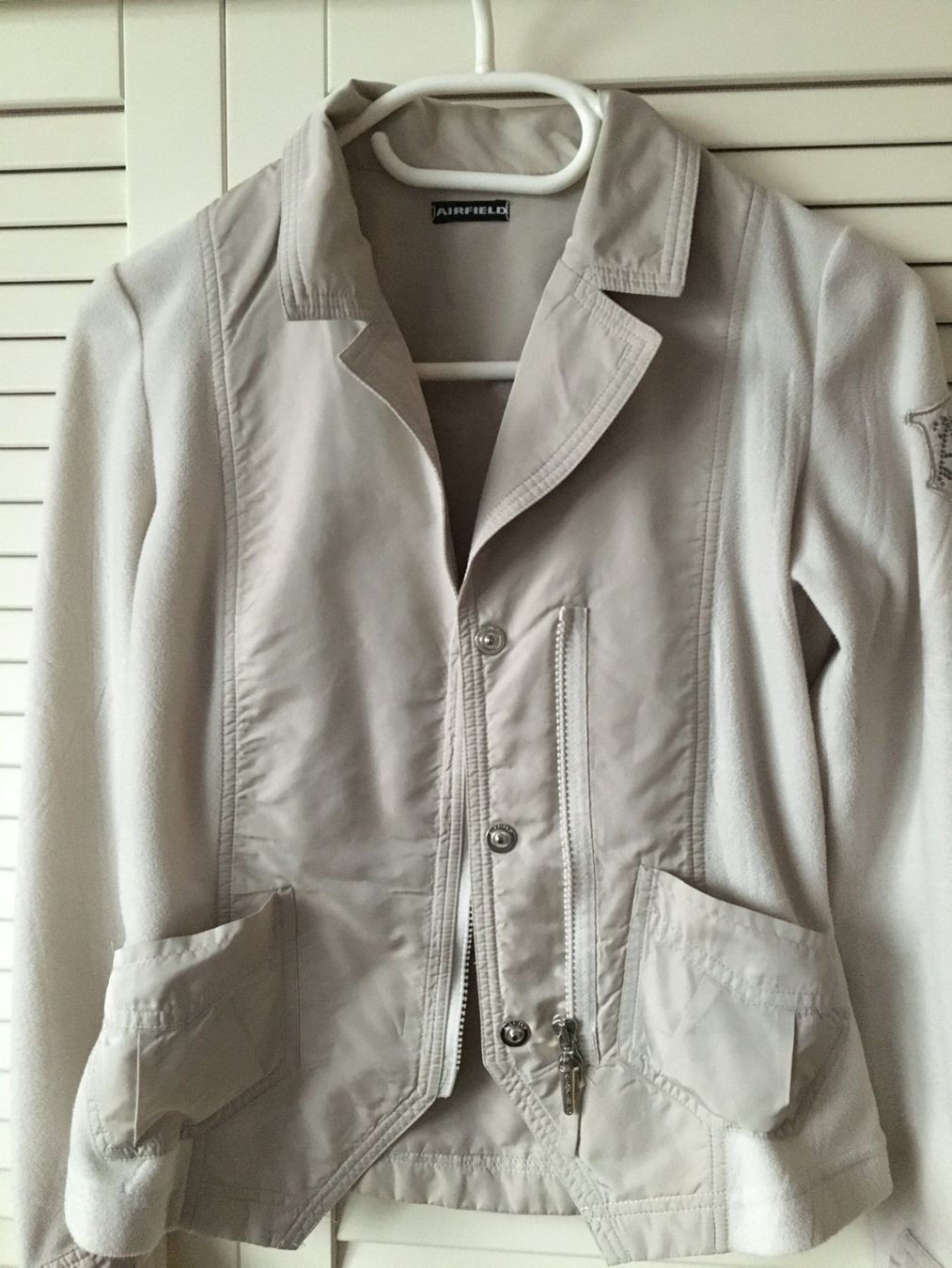 Airfield Vestes: Airfield Jacke Gr. S – D'occasion à Duggingen par osere