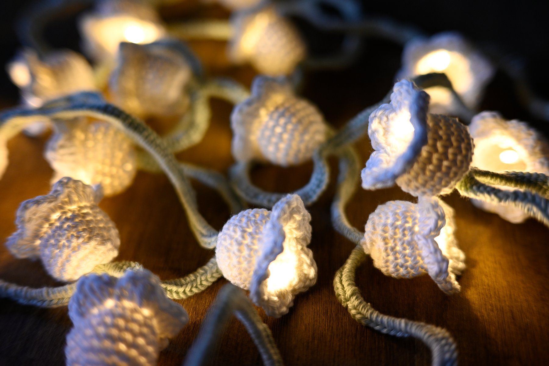 Ghirlande e barre luminose: Gehäkelte Maiglöckchen Lichterkette 🌱 – Nuovo (secondo la descrizione) da Grosswangen venduto da Shateiel 3