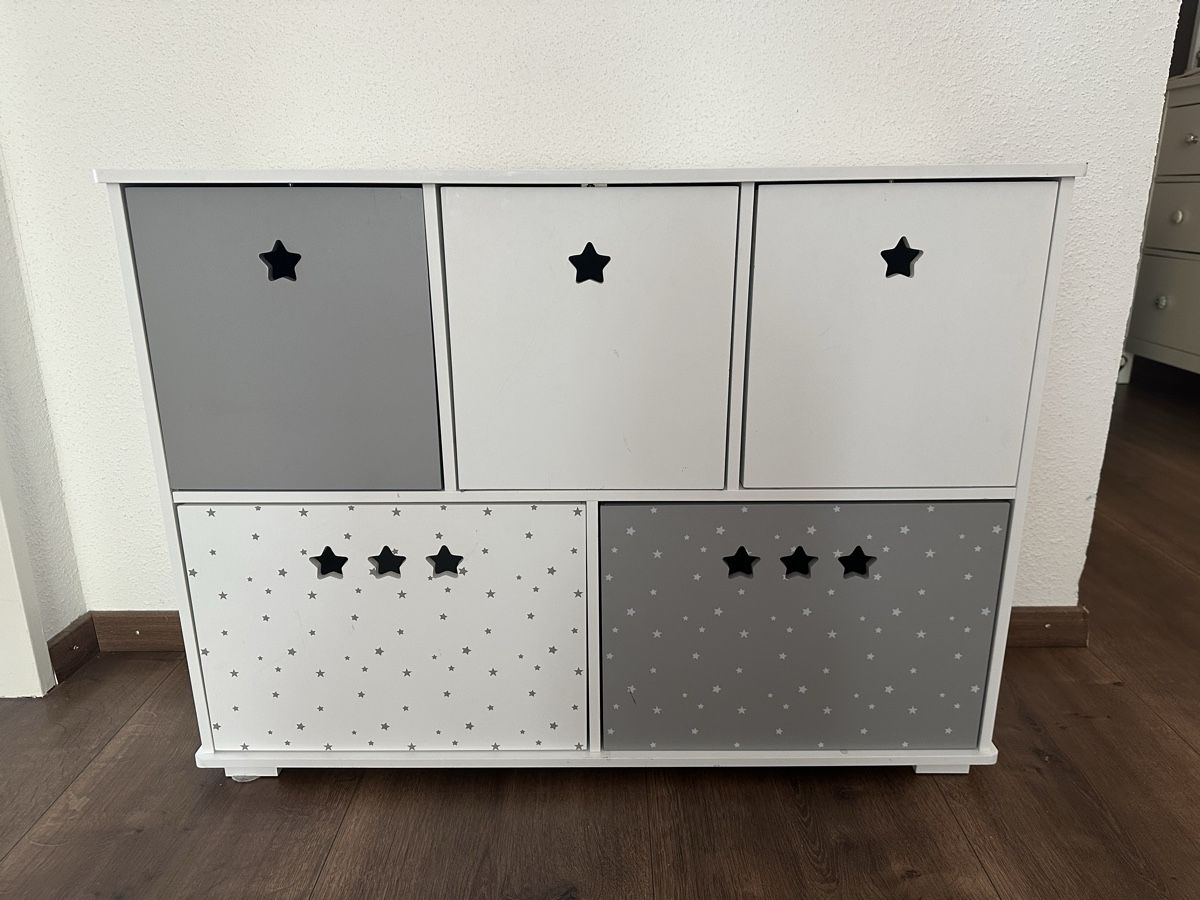 Cassettiere: Möbel für das Kinderzimmer – Usato da Mönchaltorf venduto da AlaHo16