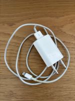 Ladegerät mit Kabel Weiss guter Zustand