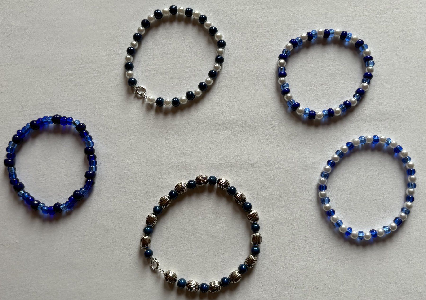 Bracciali & Braccialetti: Handgemachte Armbänder 5 Stck. verschiedene Designs – Nuovo (secondo la descrizione) da Neukirch-Egnach venduto da Phion 6