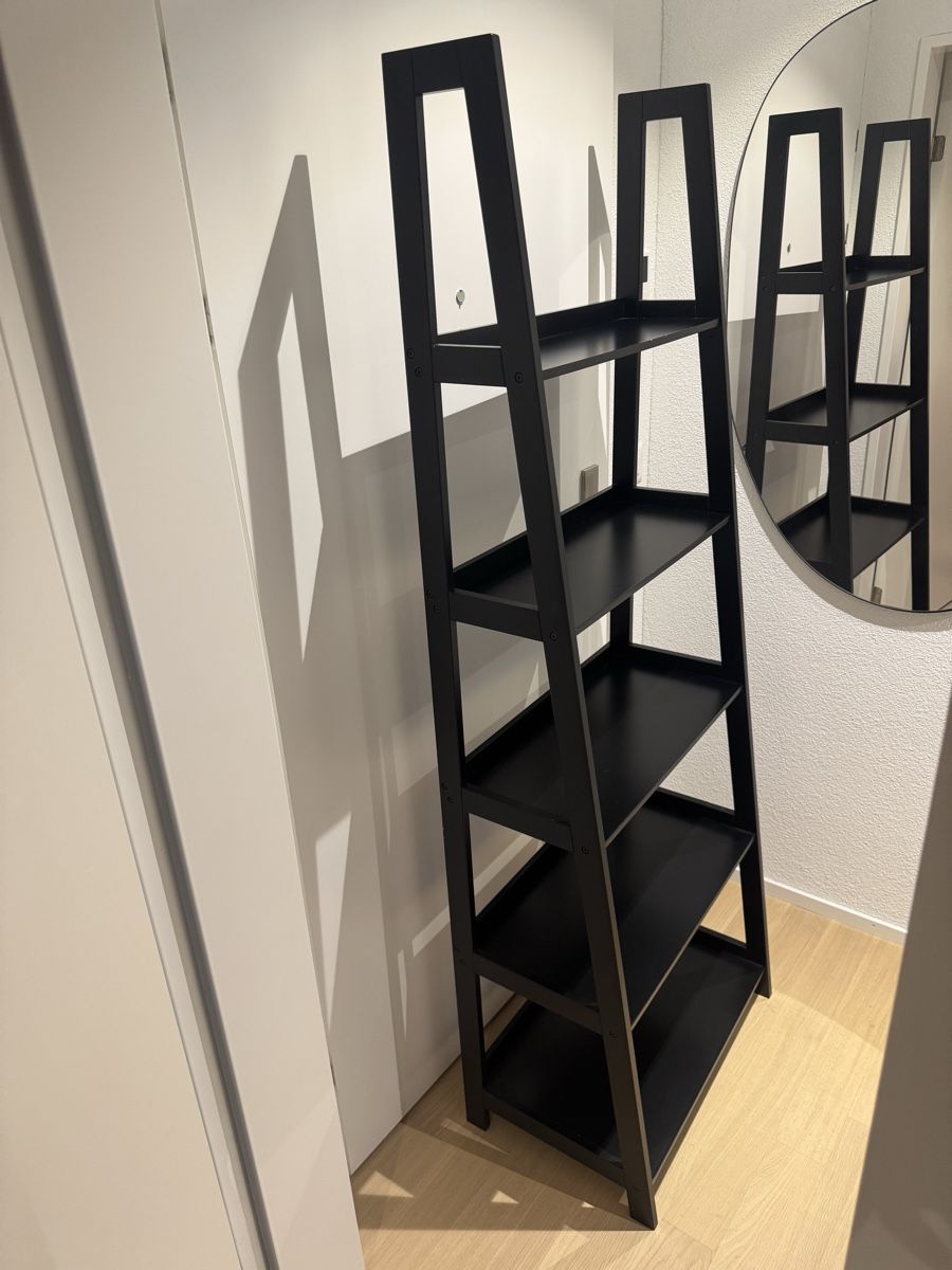 Scaffali: Schwarzes Regal von Westwing – Usato da Zürich venduto da las_s7tb