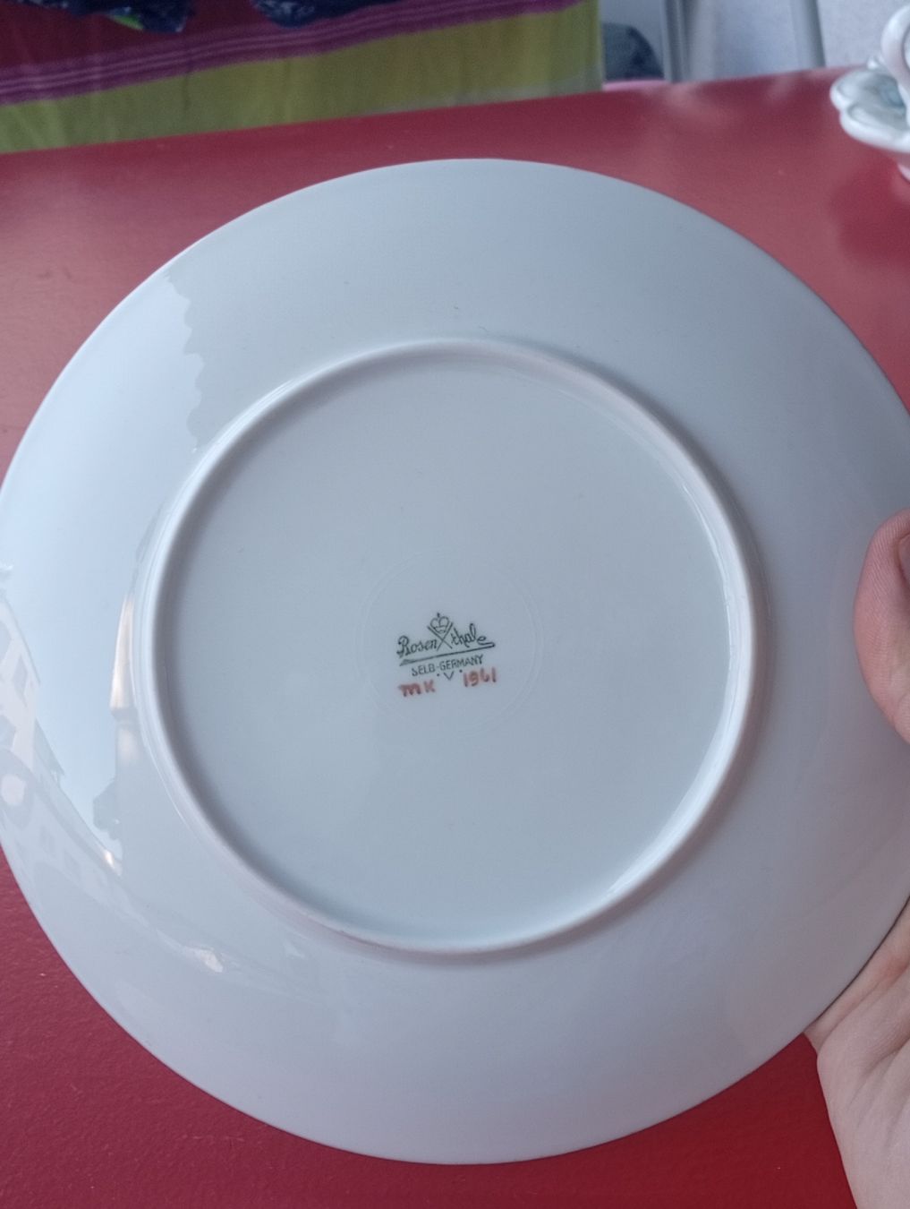 Rosenthal Set di piatti: Kaffeetasse mit Untertasse Rosenthal, Teller 1961 . – Usato da Engelburg venduto da CH.Me 2