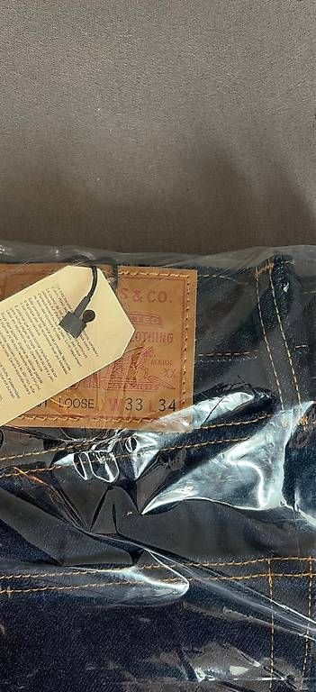Levi's Jeans: Levis 501 Loose Jeans W33/L34 – Usato da Bern venduto da ykn_fkl6 1
