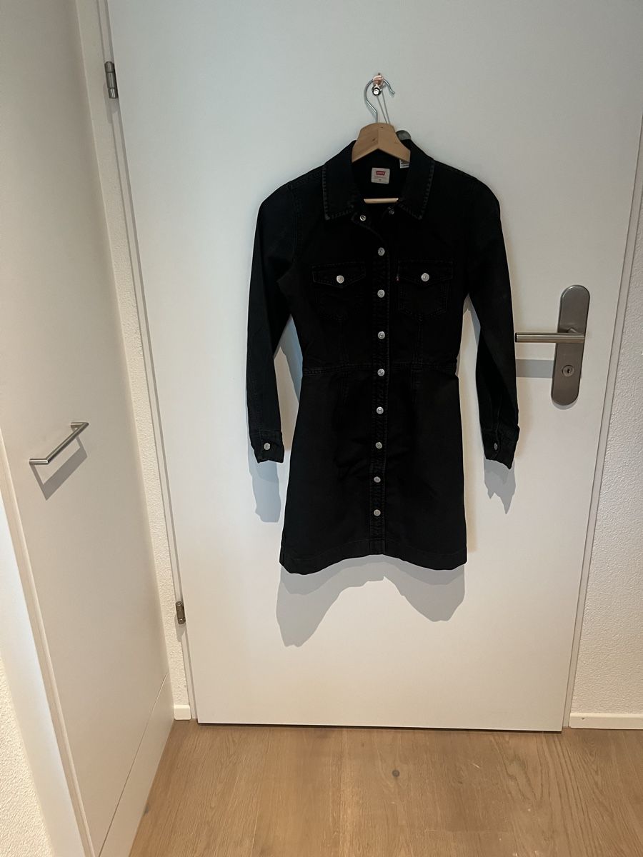 Levi's Vestiti: Levi’s | Dress – Nuovo (secondo la descrizione) da Kloten venduto da Sz.Cz11