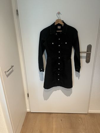 Levi’s | Dress