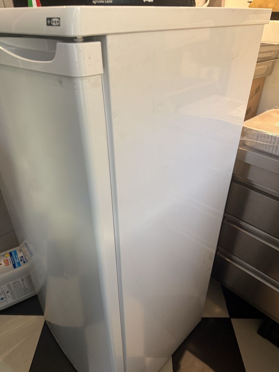 Novamatic Gefrierschrank: Novamatic tg146 – Gebraucht aus Zürich von rob_l9n6 2