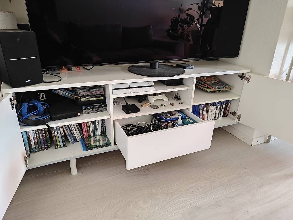 Ikea TV Möbel: TV-Möbel – Gebraucht aus Steffisburg von lk. 1