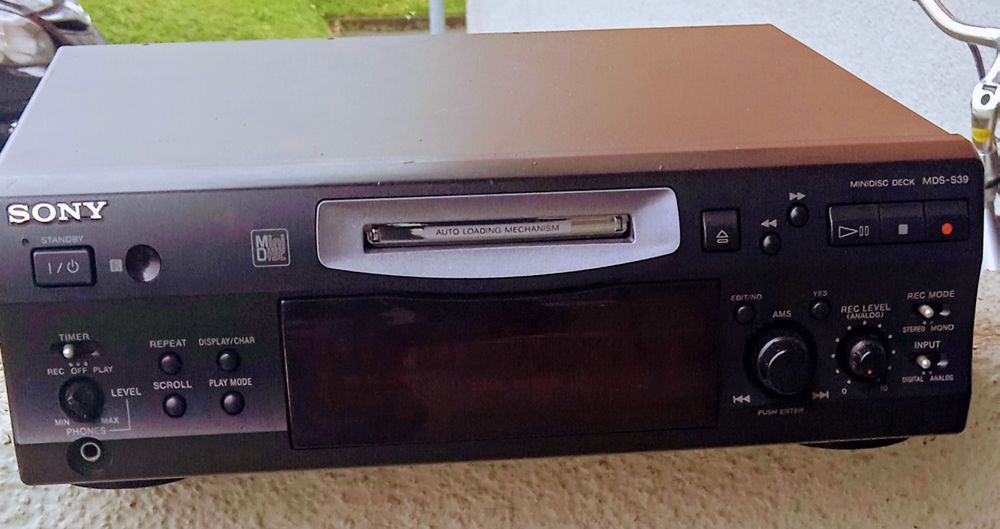 MiniDisc SONY wie neu! (Gebraucht) in Dietikon für CHF 140 – mit ...