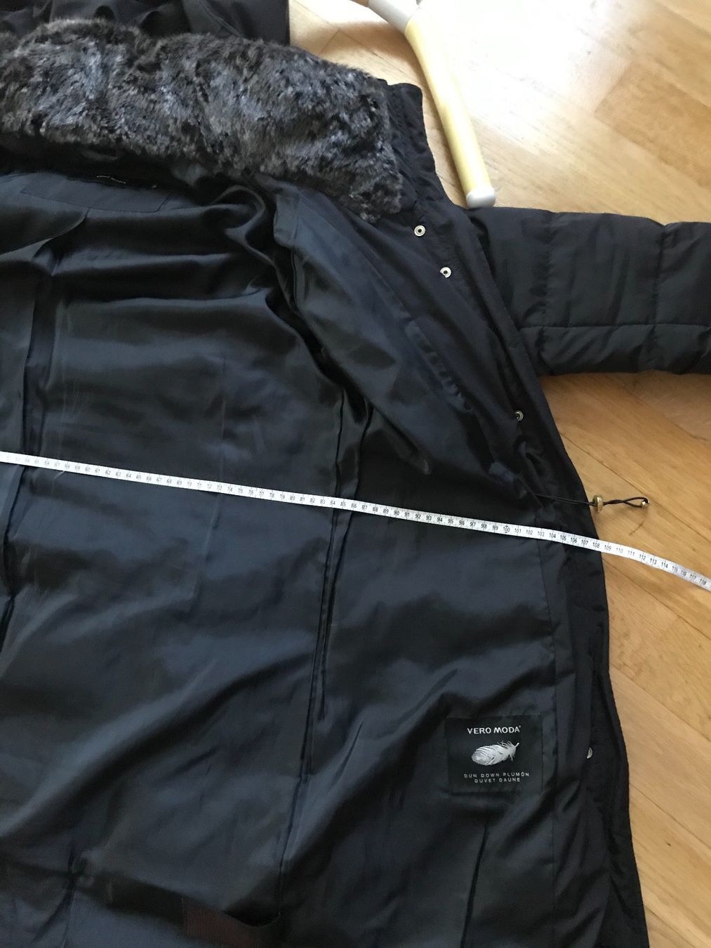 Vestes: DAUNEN  JACKE GRÖSSE L – D'occasion à Zürich par schneeflocke303 8