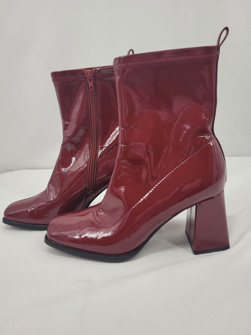 Zalando Chaussures femmes: Bottines talon bordeaux – D'occasion à Lausanne par PlusValue_Lausanne 1