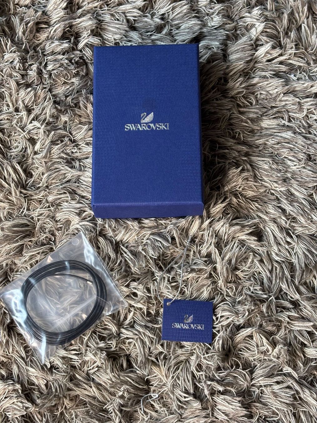 Swarovski Catenine: Swarovski Kette mit original Verpackung – Nuovo (secondo la descrizione) da Therwil venduto da cosugs 2