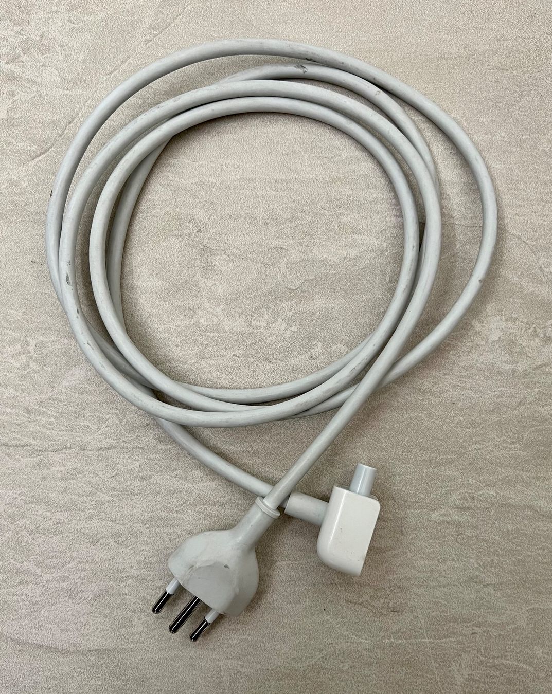 Cavi: Ladekabel Apple – Usato da Inwil venduto da TheSwissEagle
