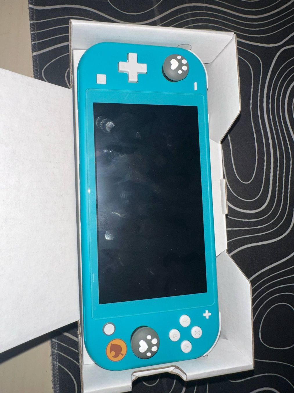 Nintendo Console: Nintendo Switch Lite - Animal Crossing Edition – Usato da Mandach venduto da nikita.gutsal 2