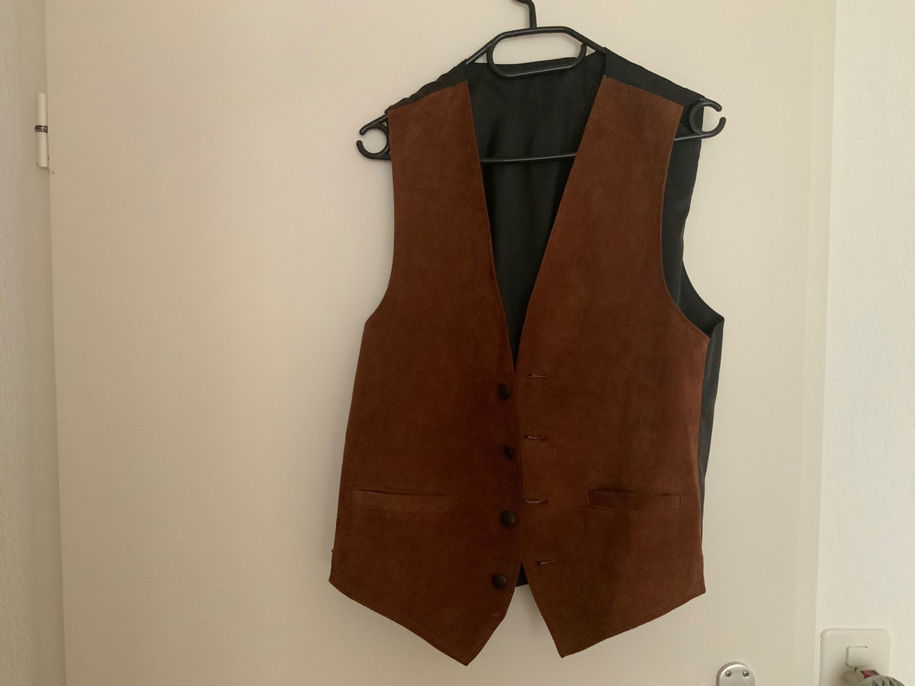 Gilet & Giacche senza maniche: Damen Gilet M/L Leder – Usato da Kappel venduto da Mya986