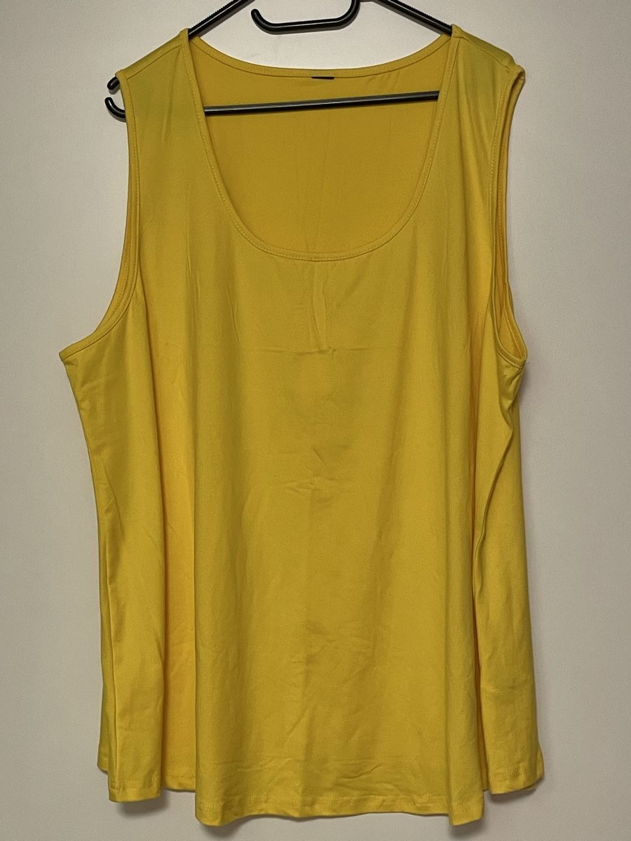 T-shirts: Shirt – Neuf (Voir description) à Gossau ZH par Lavinia07