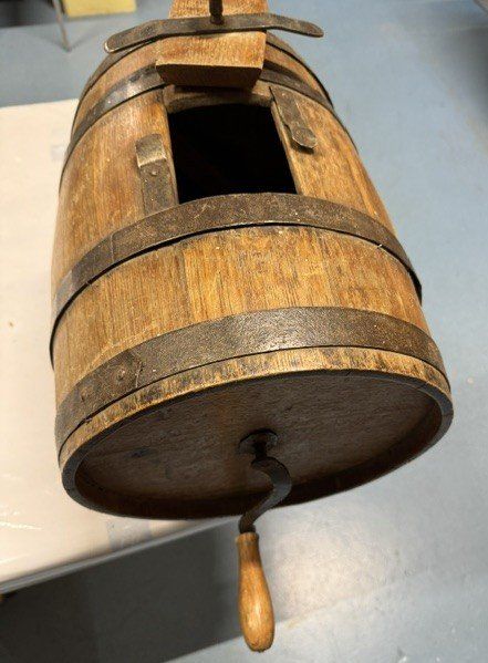 Sonstige antike Technik & Geräte: Butterfass aus Holz – Gebraucht aus Winterthur von inf_h528 1