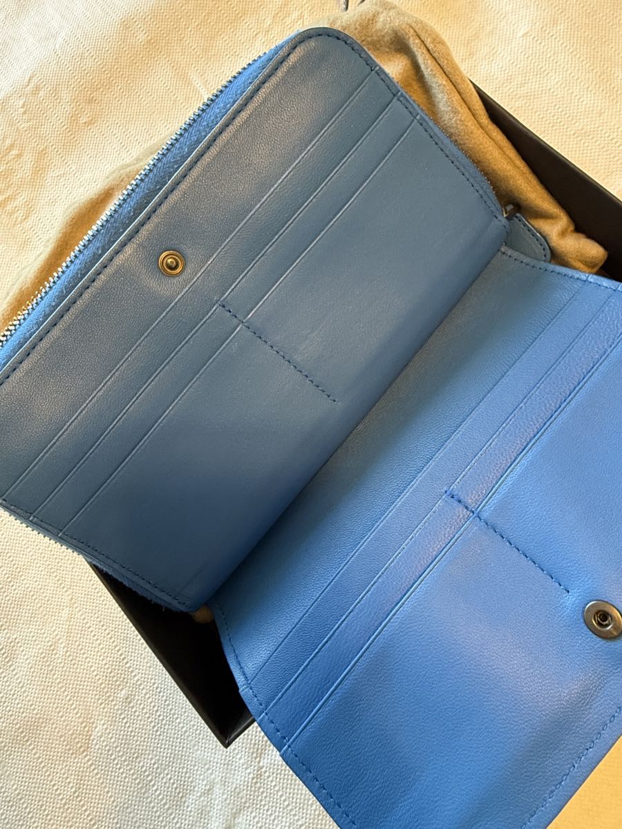 Bottega Veneta Brieftaschen: Original Bottega Veneta Zip-Around Wallet – Neu und originalverpackt aus Zürich von hasan_saad 4