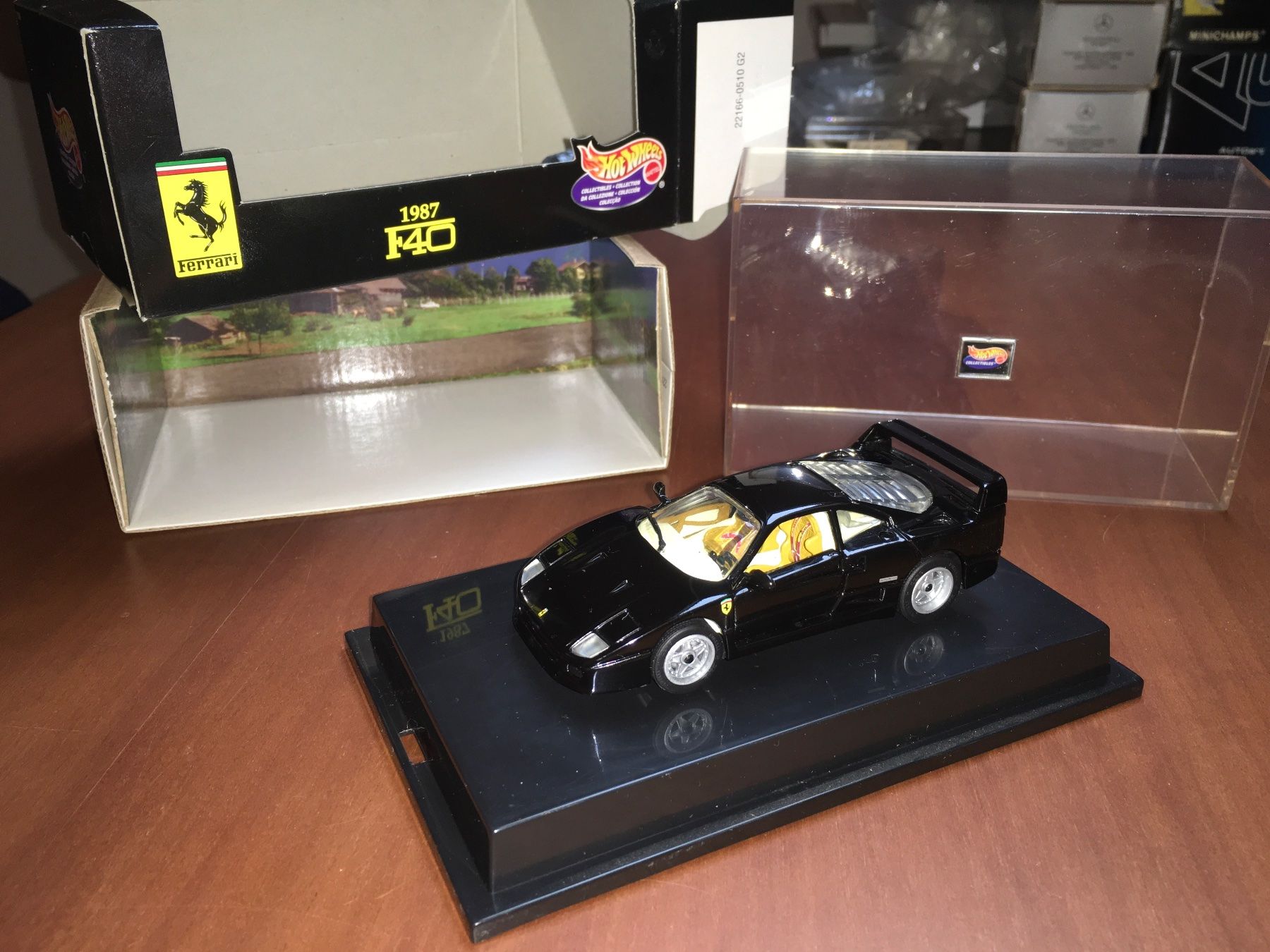 Ferrari Modellini d'auto: Ferrari F40 BLACK 1/43 open Doors – Nuovo (secondo la descrizione) da Wohlen AG venduto da PrivatSammlung