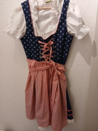 Süsses Dirndl
