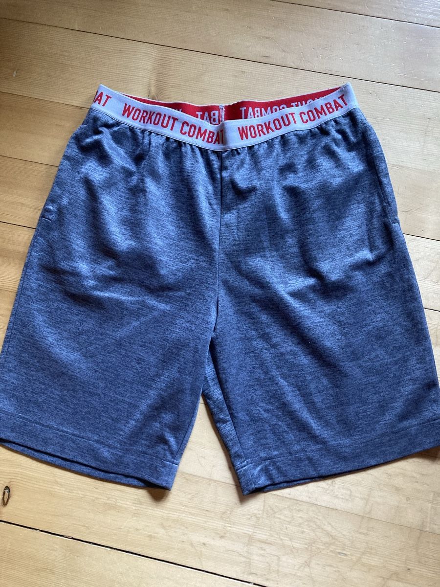 Pantaloni: Trainings Shorts Gr. L – Usato da Mülenen venduto da Rapunzel99