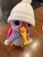 Interaktiver Pinguin mit Zubehör, Winter Outfit,