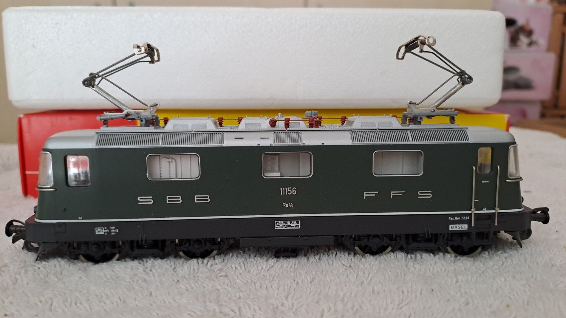 Fleischmann Modellini di ferrovie: Fleischmann SBB Re 4/4 H0 GL/13 – Usato da Winterthur venduto da Riebeli333 1