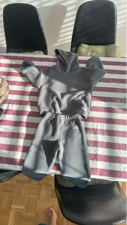 Completo Zara 3 anni grigio in pile unisex in buone condizio