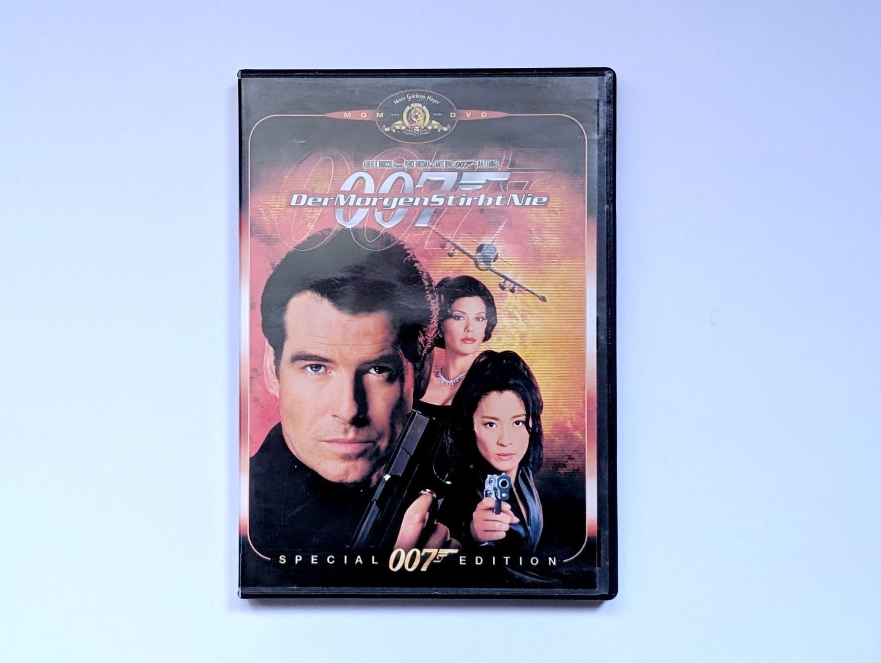 Alle DVDs: James Bond - Der Morgen stirbt nie DVD – Gebraucht aus Bern von coretto_ch