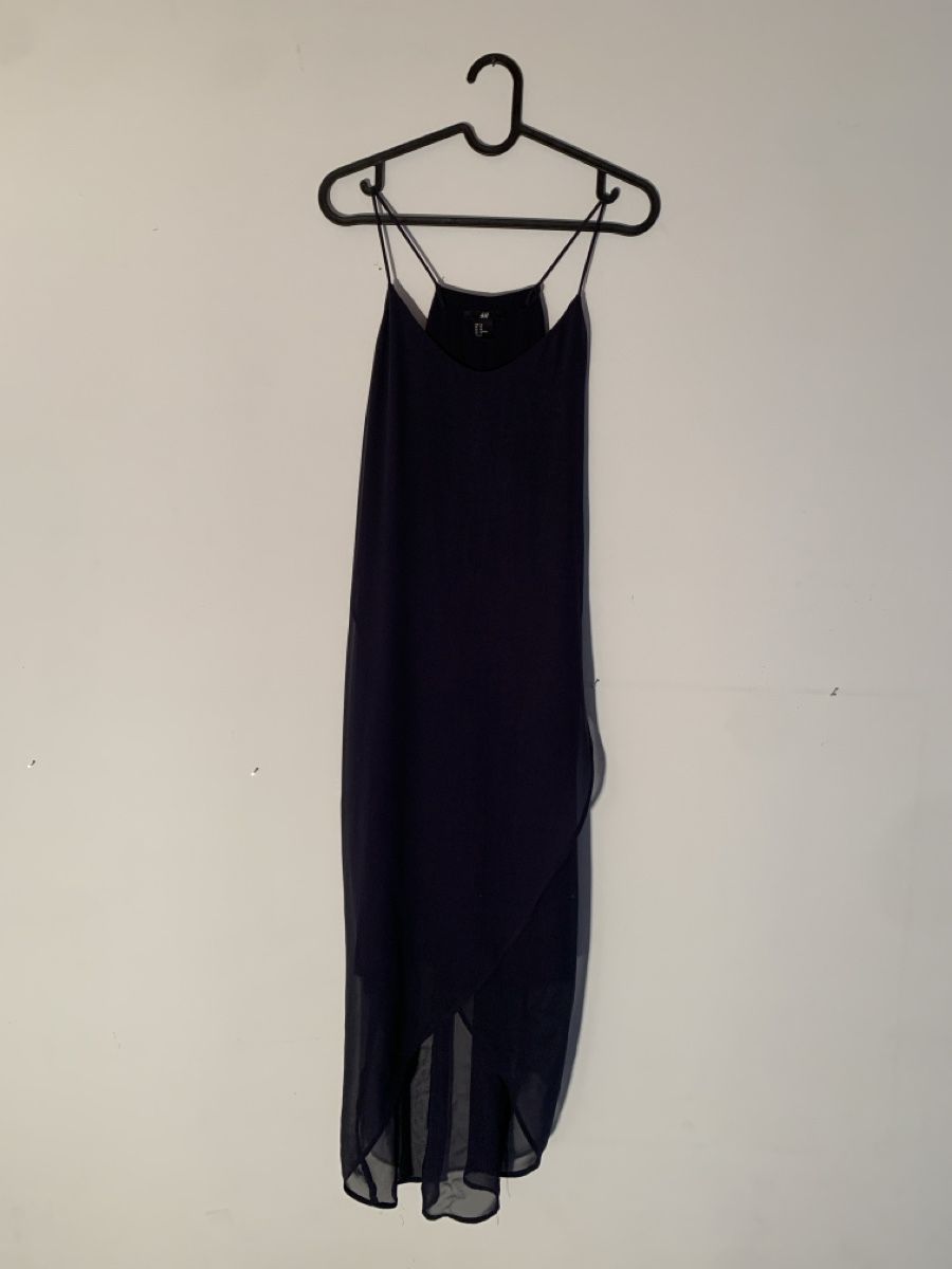 H&M Robes: Dunkelblaues Kleid – D'occasion à Bubendorf par lebkuchen03