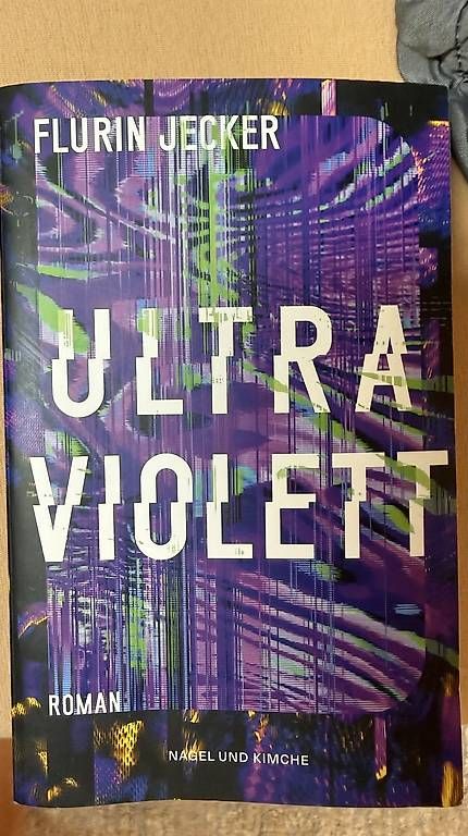 Libri: Ultraviolett - Flurin Jecker – Usato da Uetendorf venduto da ani_5957