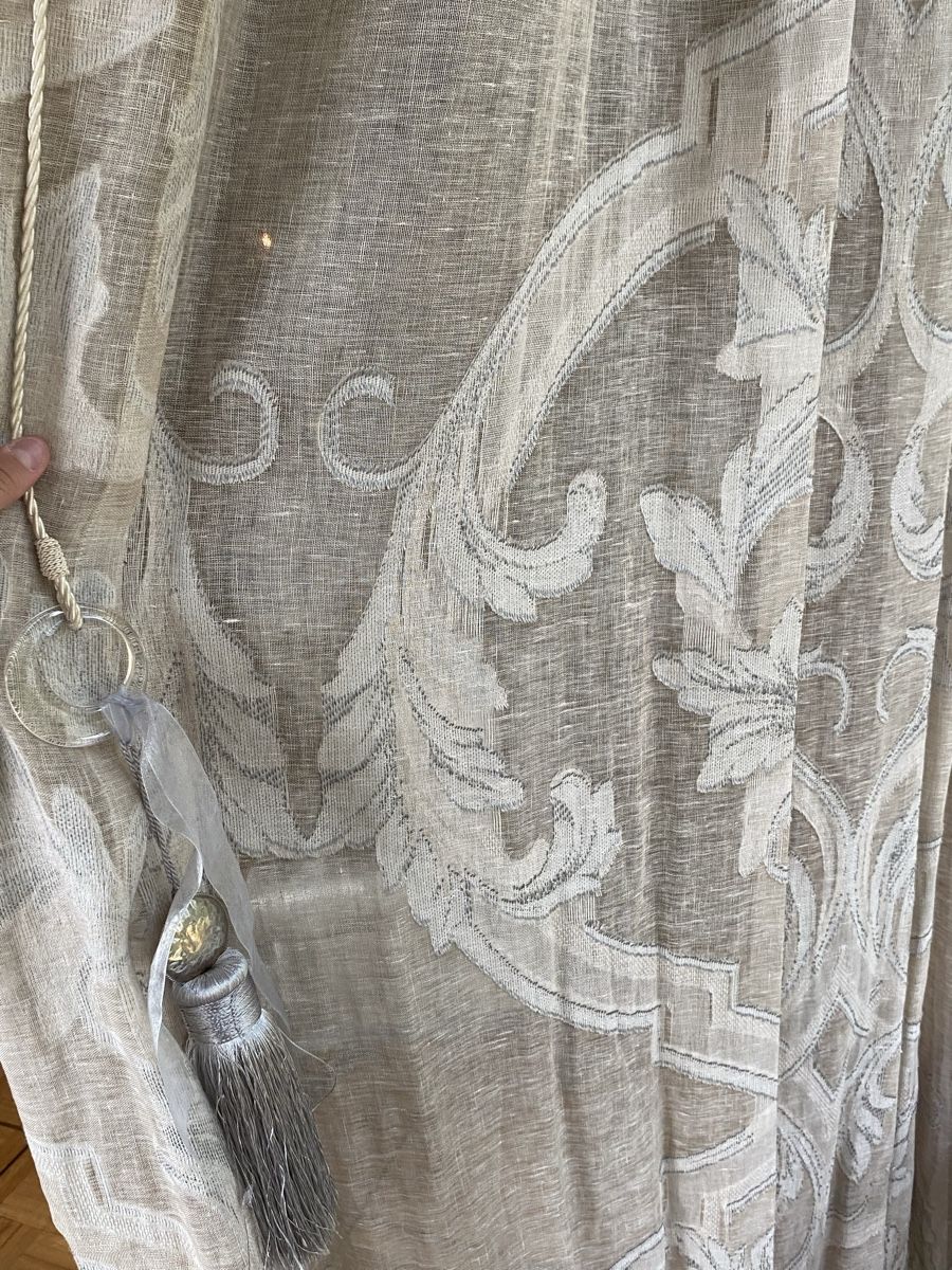 Vorhänge: Tendaggi da Interno con Nappe e Decorazione 4pcs – Gebraucht aus Ascona von her_7yh6